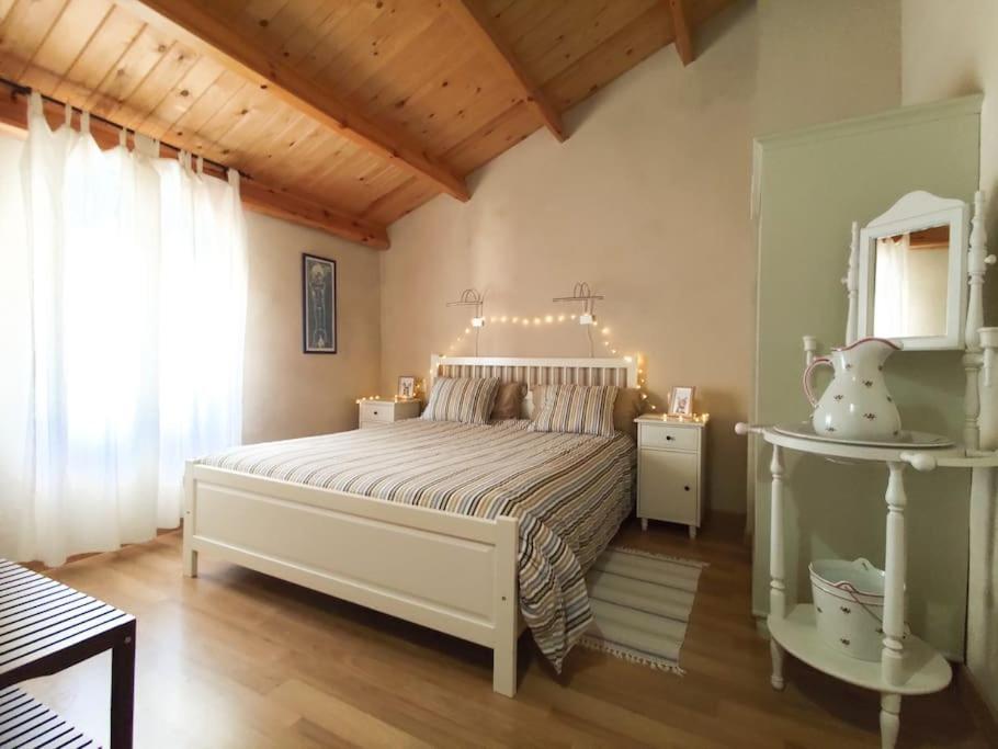 Casa Rural Tozolosolobos Otero de Bodos 外观 照片