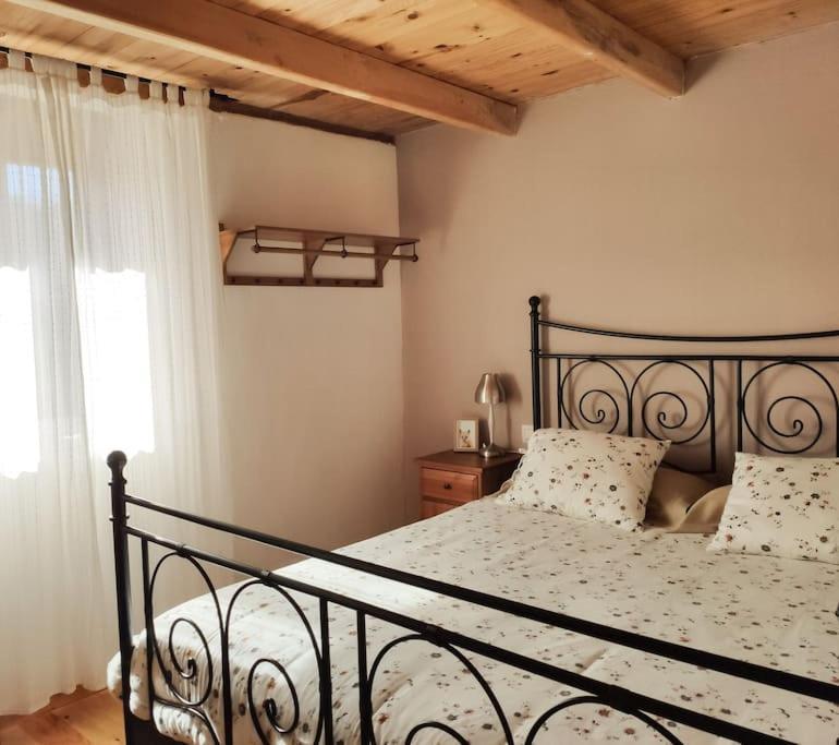 Casa Rural Tozolosolobos Otero de Bodos 外观 照片