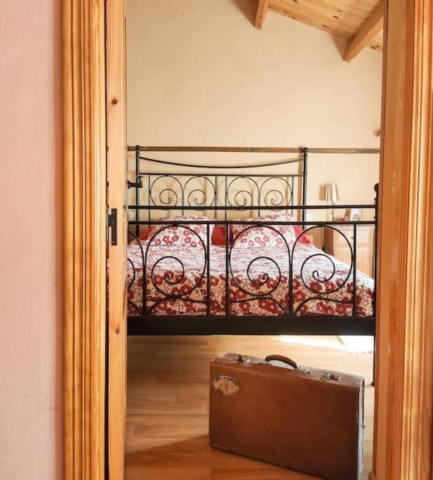 Casa Rural Tozolosolobos Otero de Bodos 外观 照片