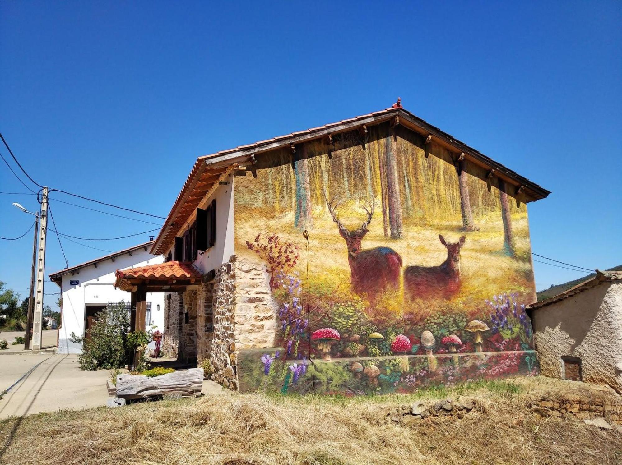 Casa Rural Tozolosolobos Otero de Bodos 外观 照片